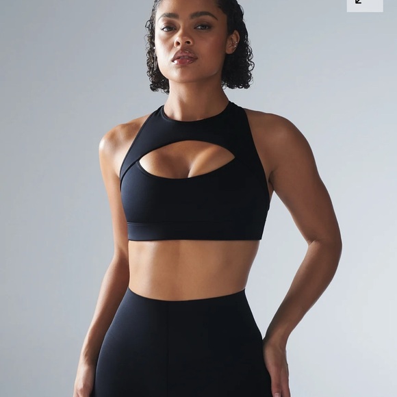 SAVAGE X FENTY Hotline Medium Impact Sports Bra Black Size Small NWT - Picture 1 of 10